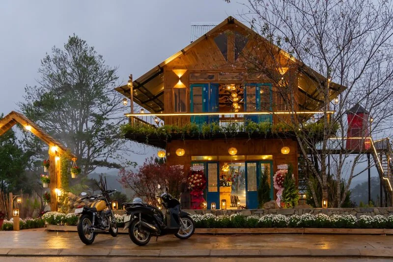 Tiệm cà phê Chiêu Liêu Măng Đen