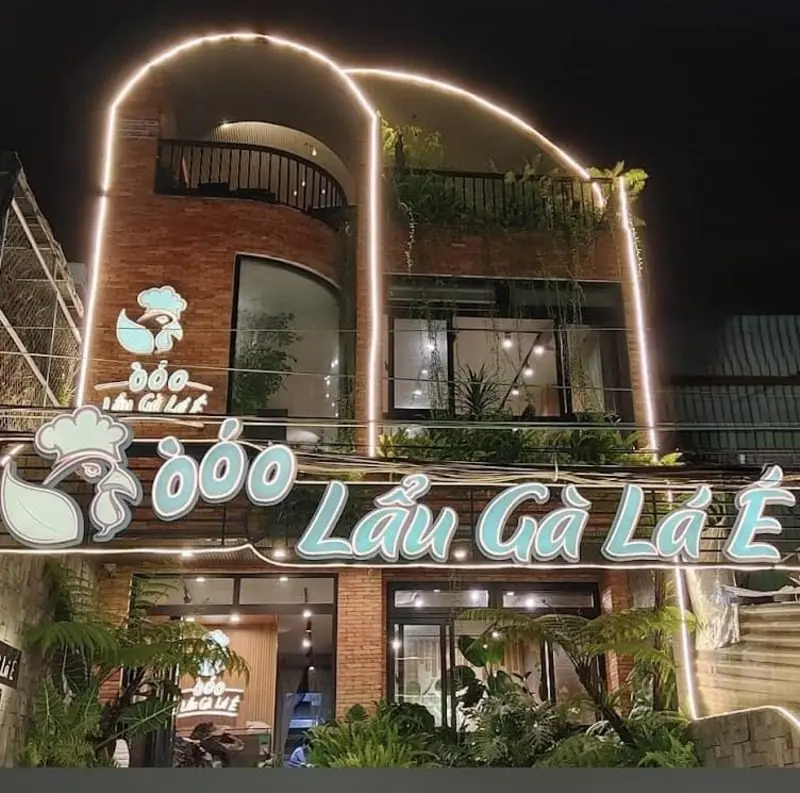 Lẩu gà lá é Ò Ó O Đà Lạt