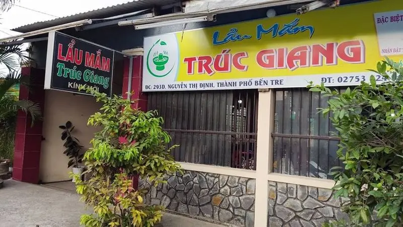 Lẩu mắm Trúc Giang