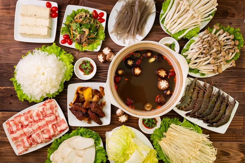 Lẩu nấm Gia Khánh