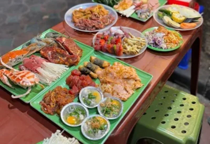 Lẩu nướng cô Quỳnh