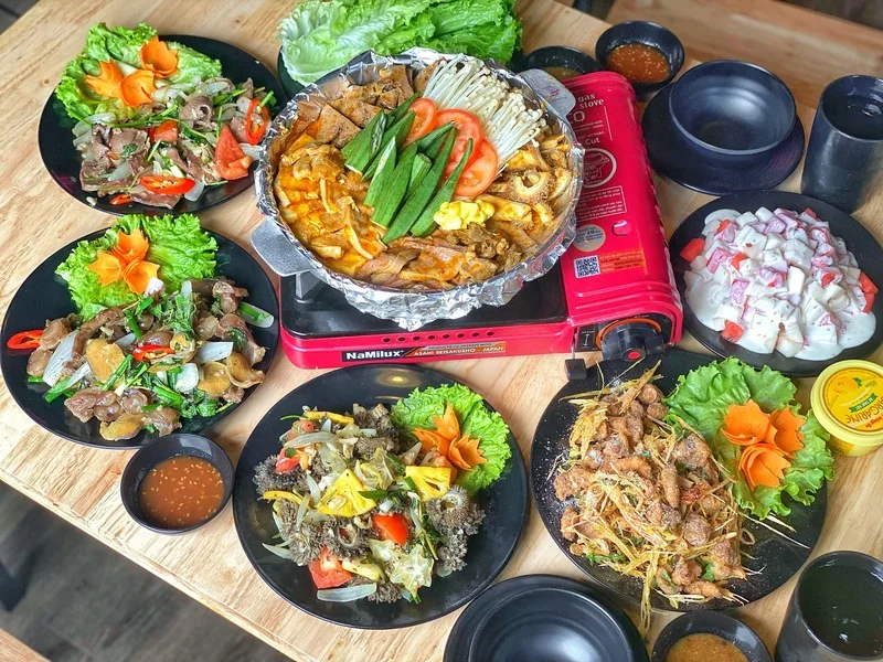 LOBO - Lẩu Nướng Lòng Bò và Pín