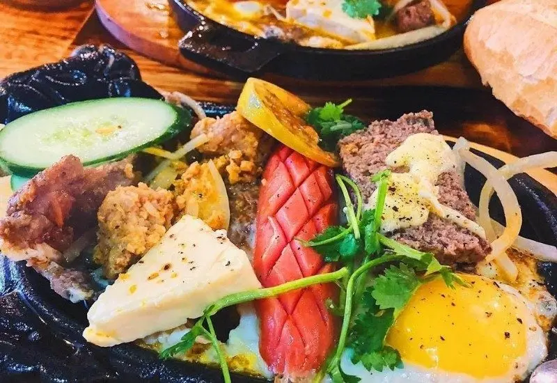 Bánh mì chảo Mai Hoa Thôn