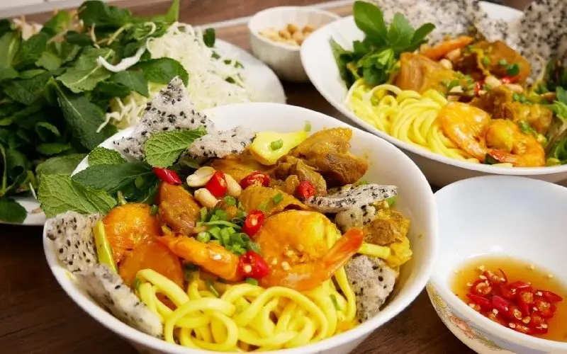 Măng núi trộn