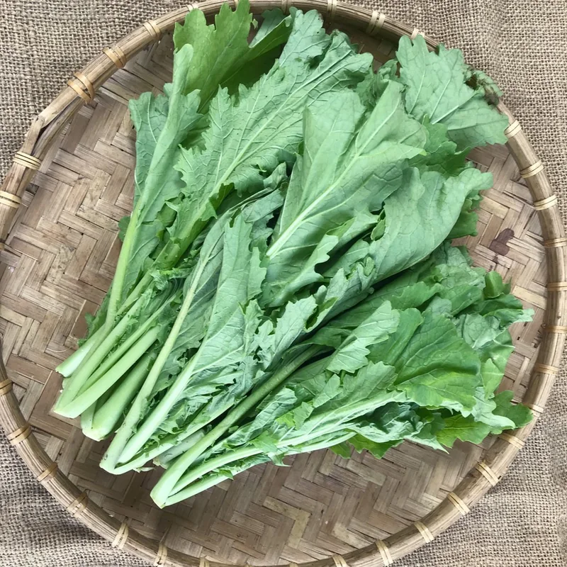 Cải mèo luộc ăn cùng trứng dầm nước tương