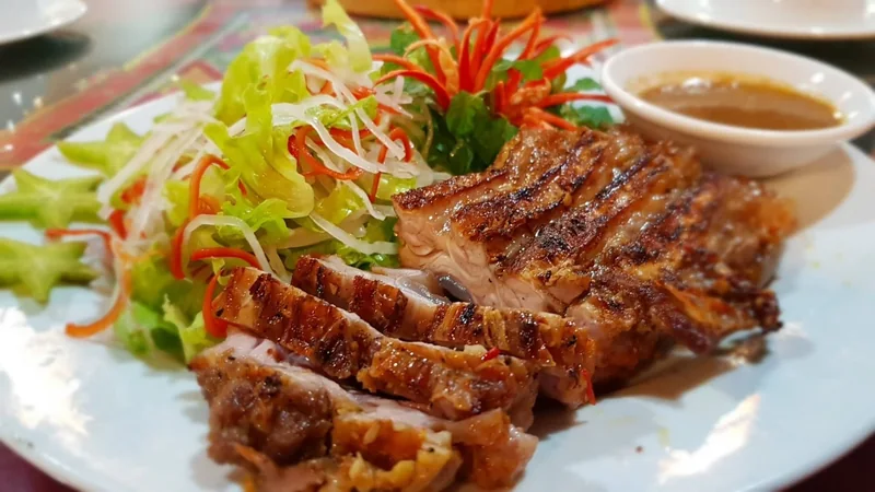 Quán 64 - Lan Hồng Quán