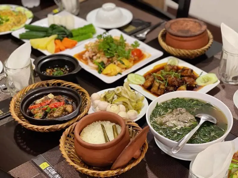 Nhà hàng Cơm Nhà