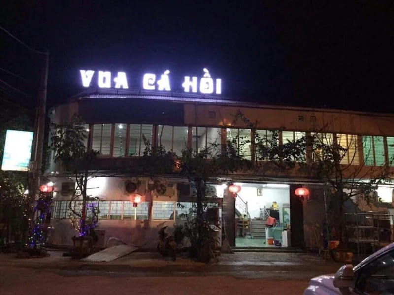 Nhà hàng vua cá hồi Yên Bái