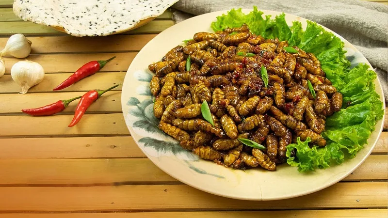 Nhộng ong xào mùng