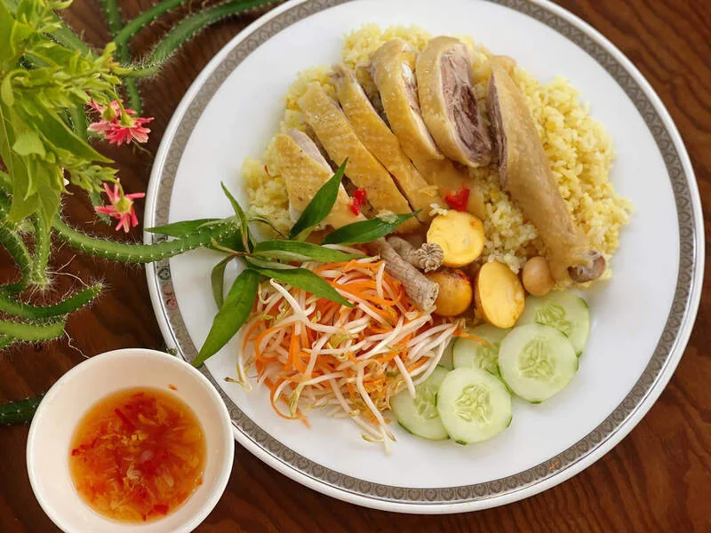 Cơm gà Trâm Anh