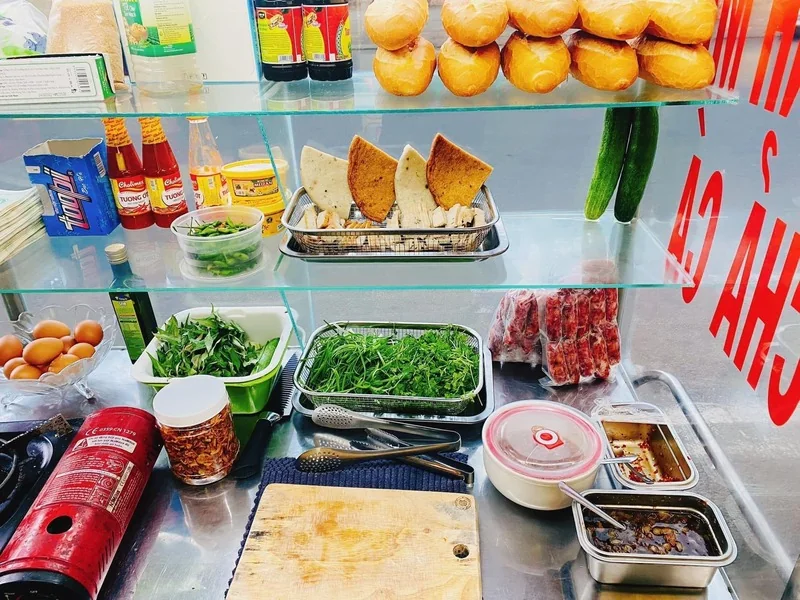Bánh mì Chả Cá Vạn Giã Vũ Lê