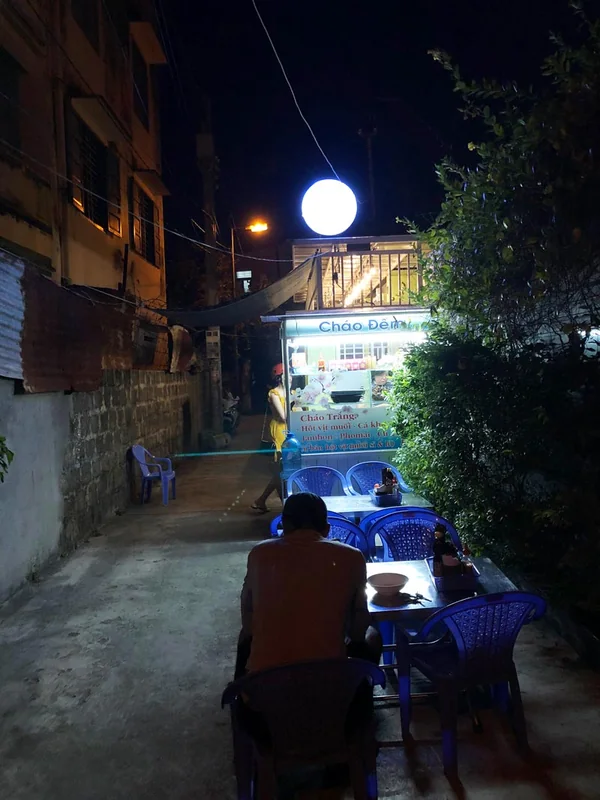 Cháo đêm đường Đặng Tất