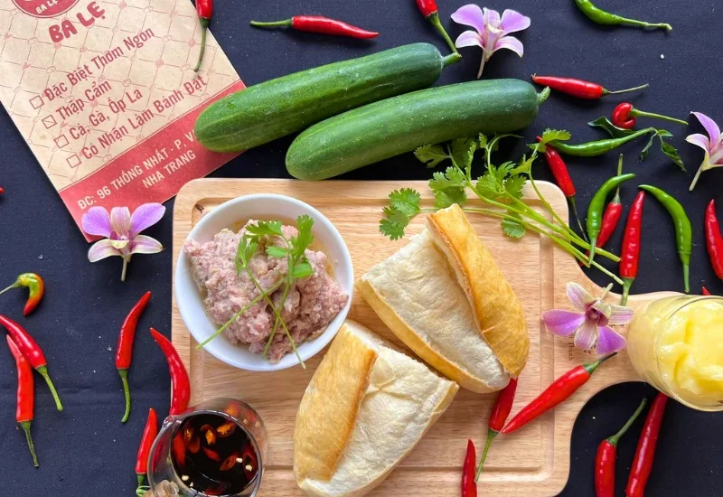 Bánh mì Ba Lẹ Nha Trang