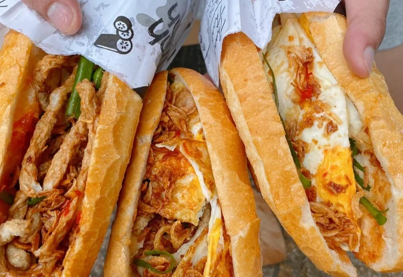 Bánh mì chả cá Nha Trang