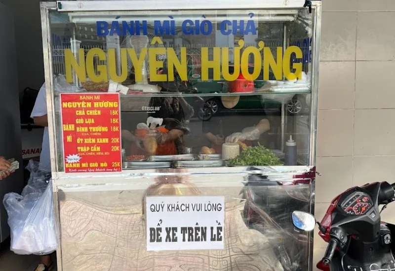Bánh mì Nguyên Hương Nha Trang