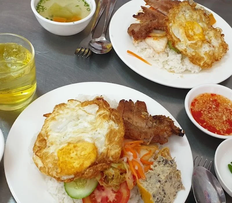 Cơm tấm Nha Trang Bảo Linh
