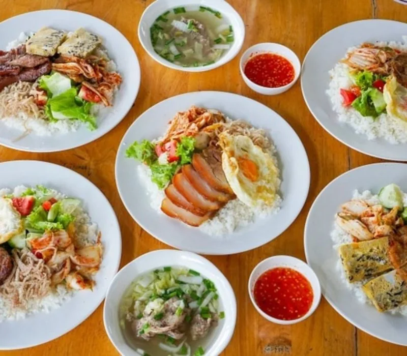 Cơm tấm Phúc