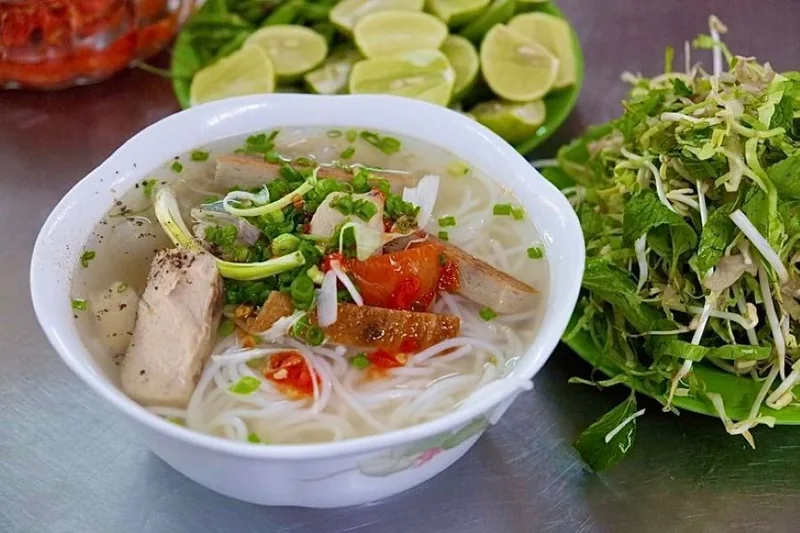 Bún cá dầm bà Loan Nha Trang