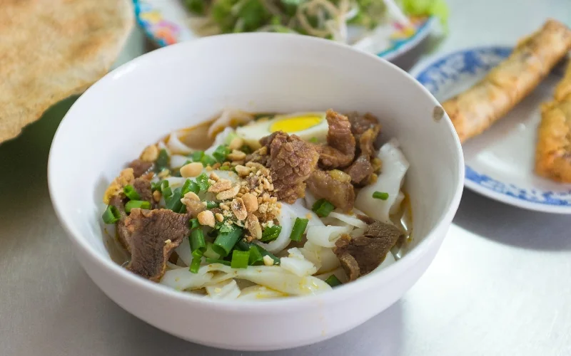Tý Mì Quảng