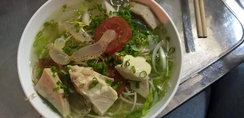 Bún riêu và bún sứa Trần Kim Hùng