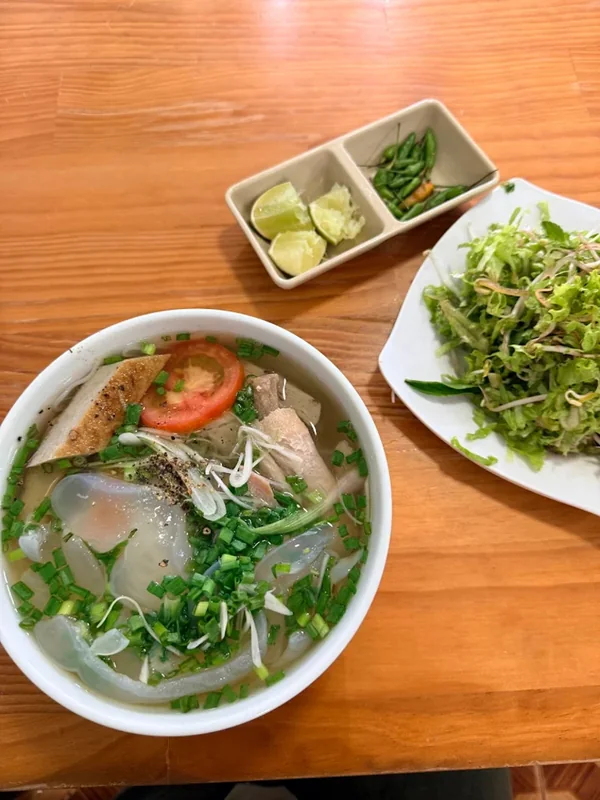 Bún chả cá Cô Ba