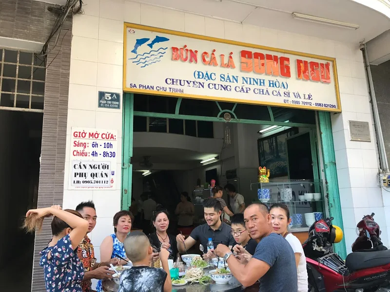 Bún chả cá Song Ngư