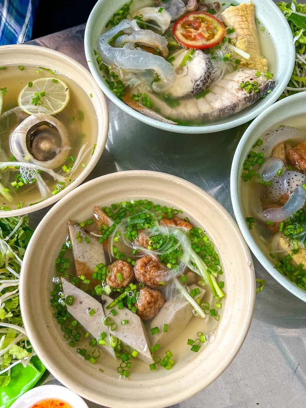Bún cá Tháp Bà