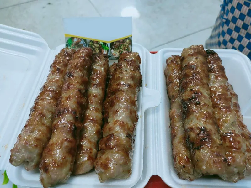 Quán nem nướng Nha Trang Bà Sáu