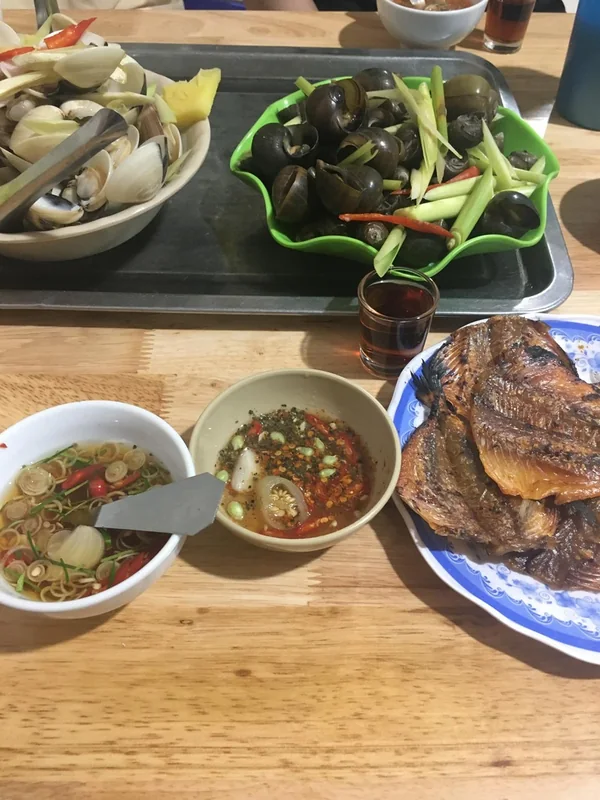 Ốc đêm Hiếu Béo Đê La Thành