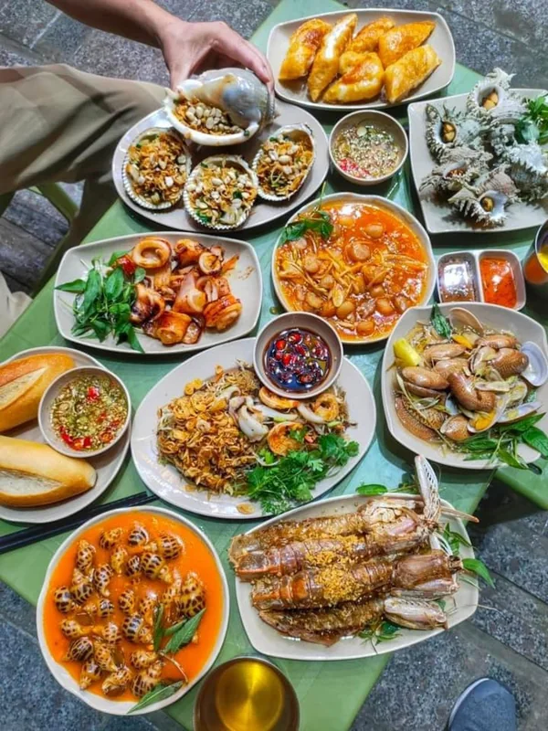 Ốc Thúy Hằng