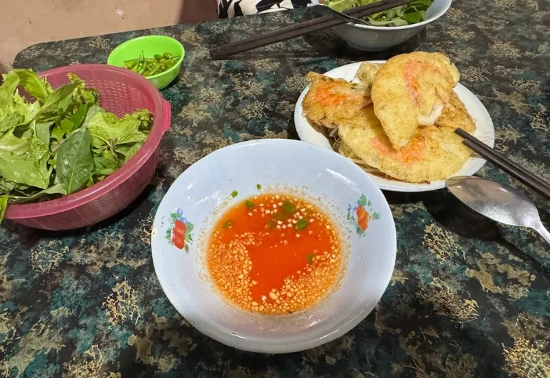 Quán bánh xèo số 6 Mậu Thân