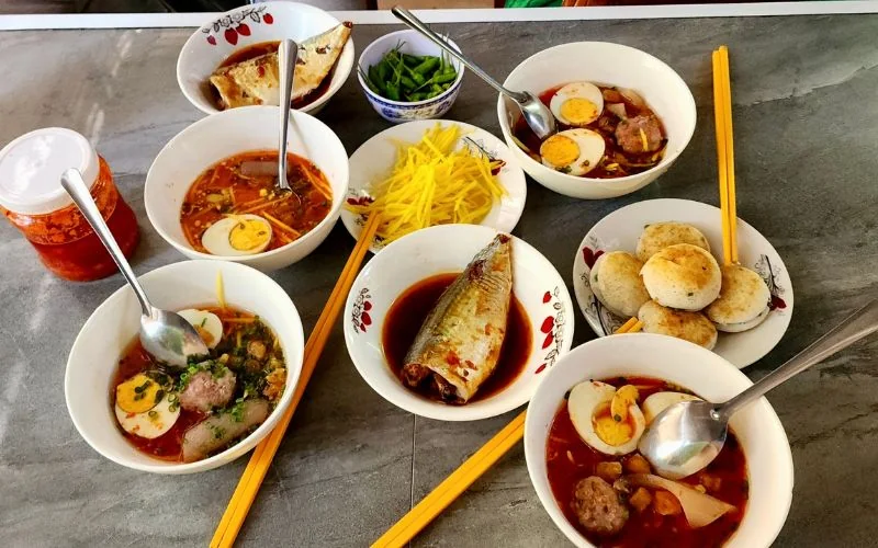 Bánh căn Lân Nguyệt