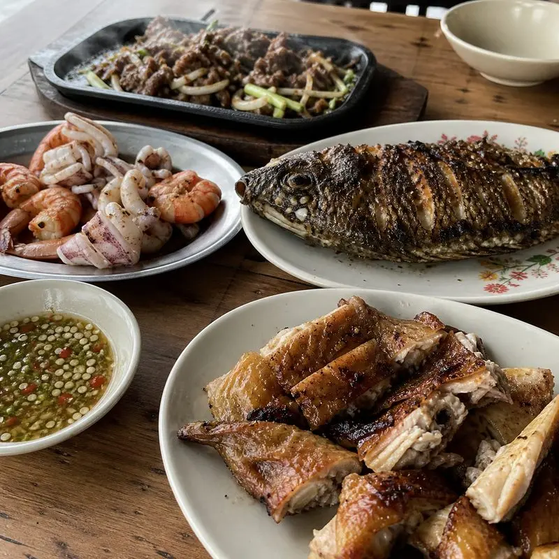 Quán 3 Đời