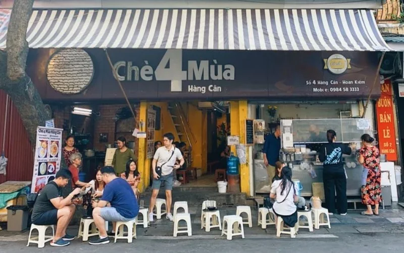 Quán chè Bốn Mùa