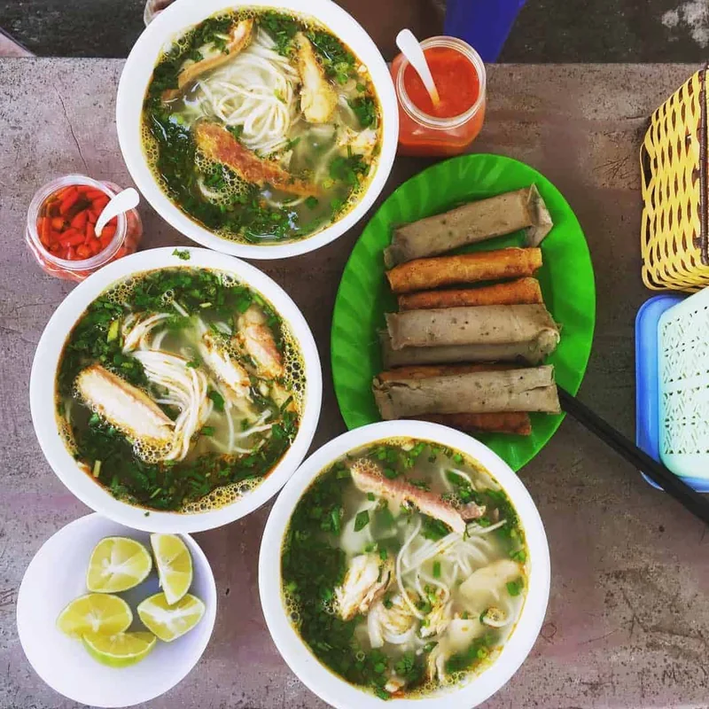 Quán Cải Ngò