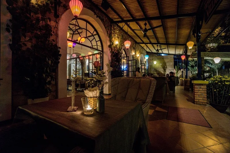 The Villas Restaurant Quảng Bình