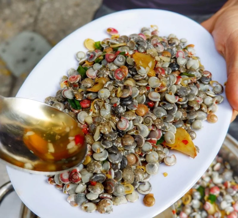 Quán ốc ruốc Quảng Bình Dì Thái
