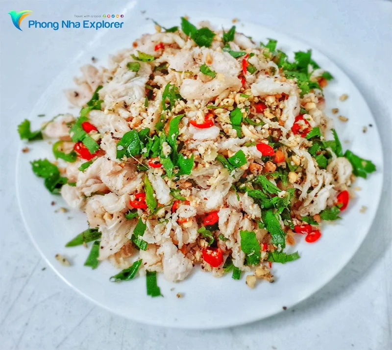 Gỏi Cá nghéo bao tử Quảng Bình