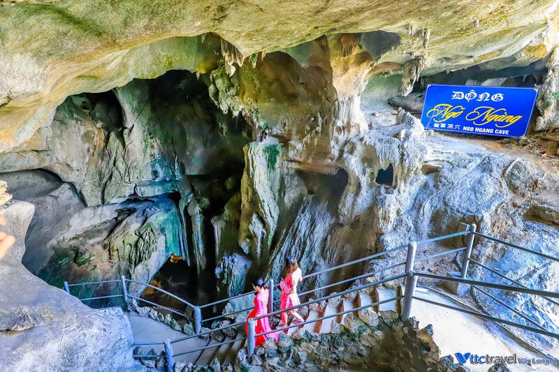 Hang Kim Quy và động Ngỡ Ngàng