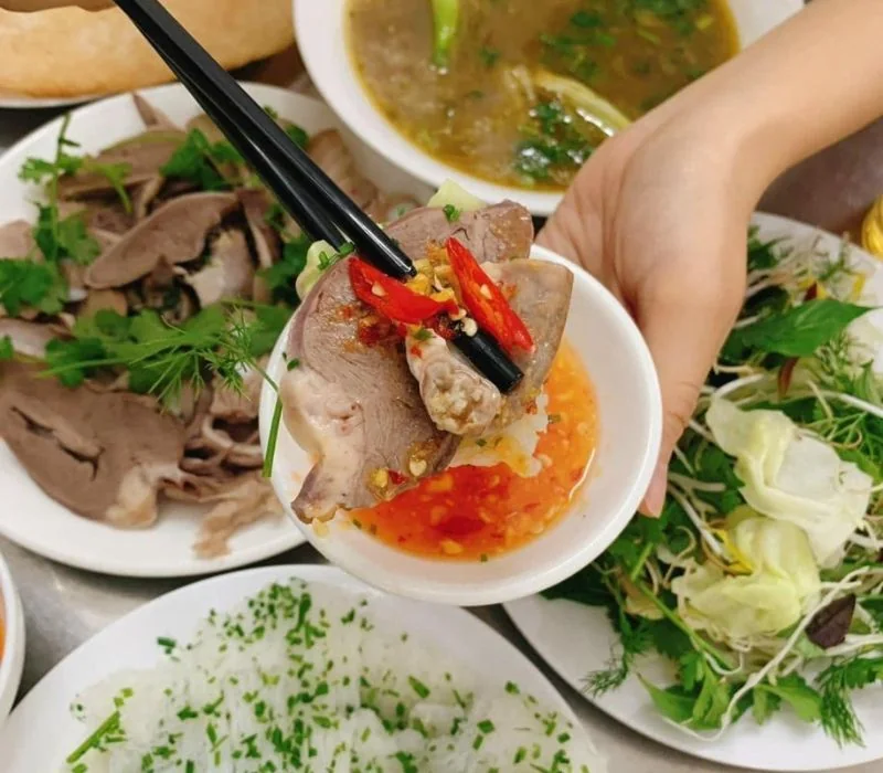 Bánh hỏi cháo lòng