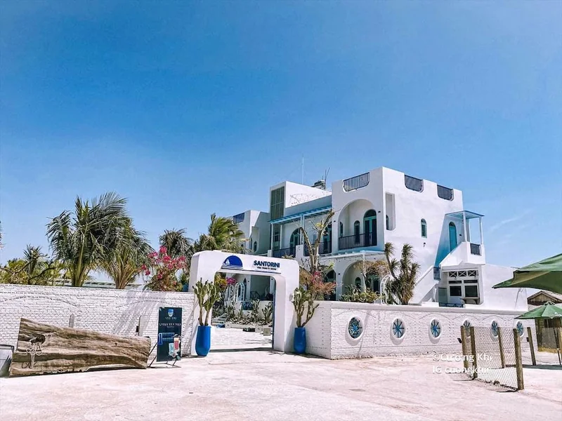 Satorini Studio and Villa Cafe