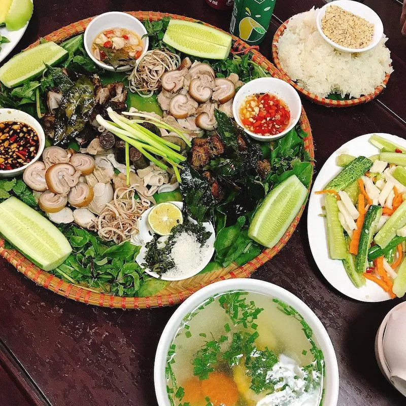 Thịt lợn cắp nách