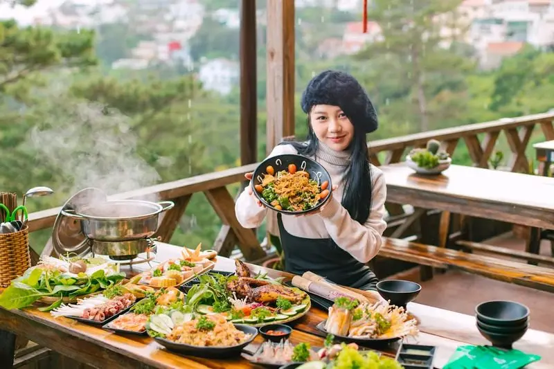Tiệm nướng Khói Thông