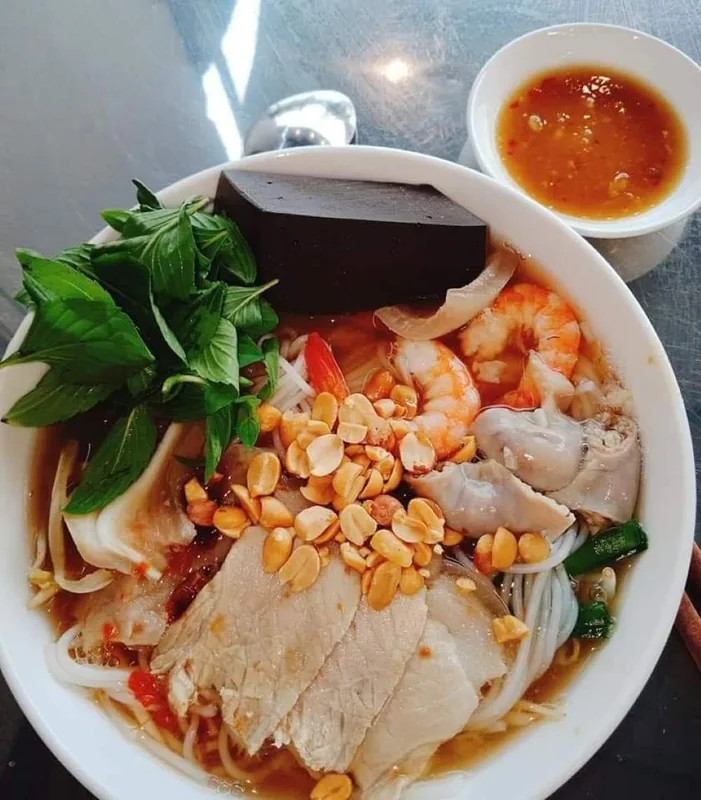 Bún gỏi già Mỹ Tho