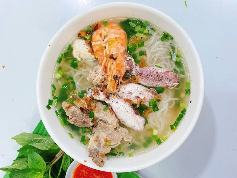 Hủ tiếu mực 139