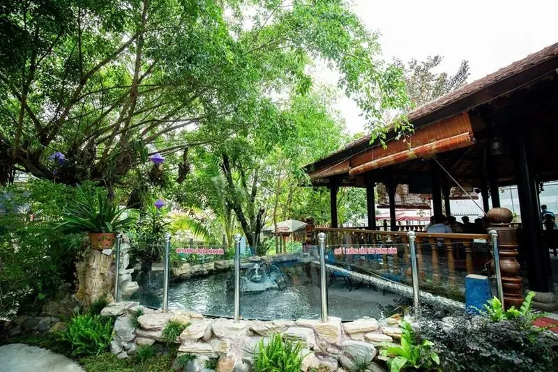 Trầm Koi Garden Coffee