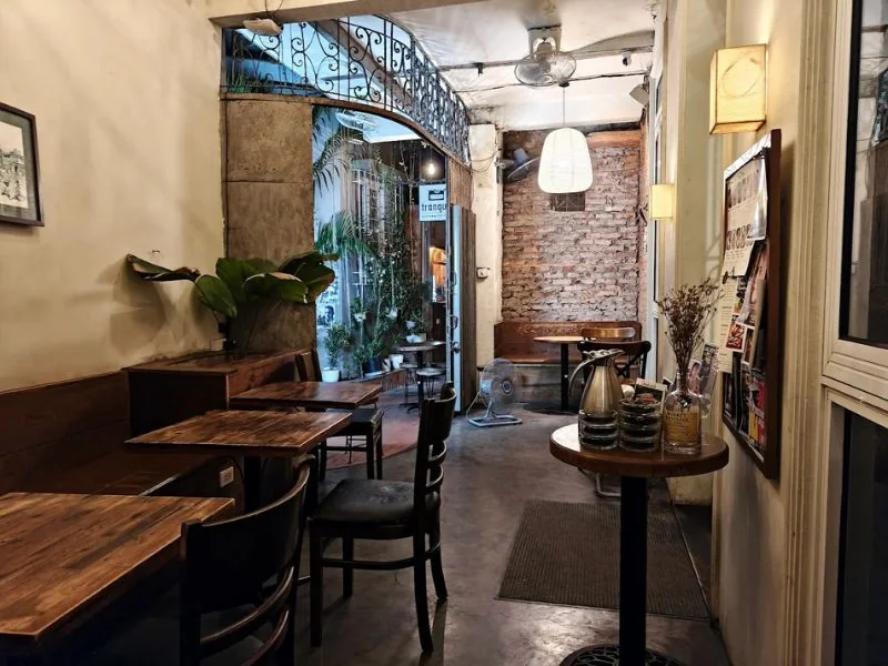 Tranquil Books & Coffee Nguyễn Biểu