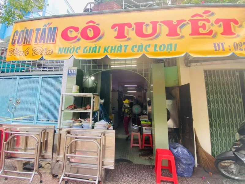 Cơm tấm Cô Tuyết