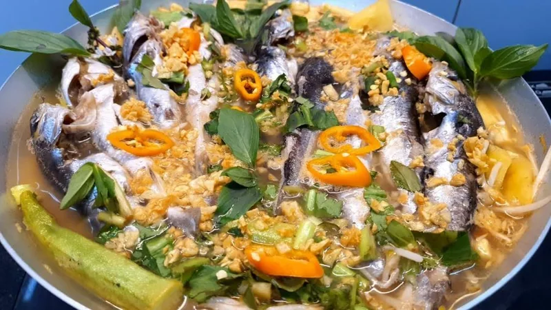 Cá út nấu canh chua