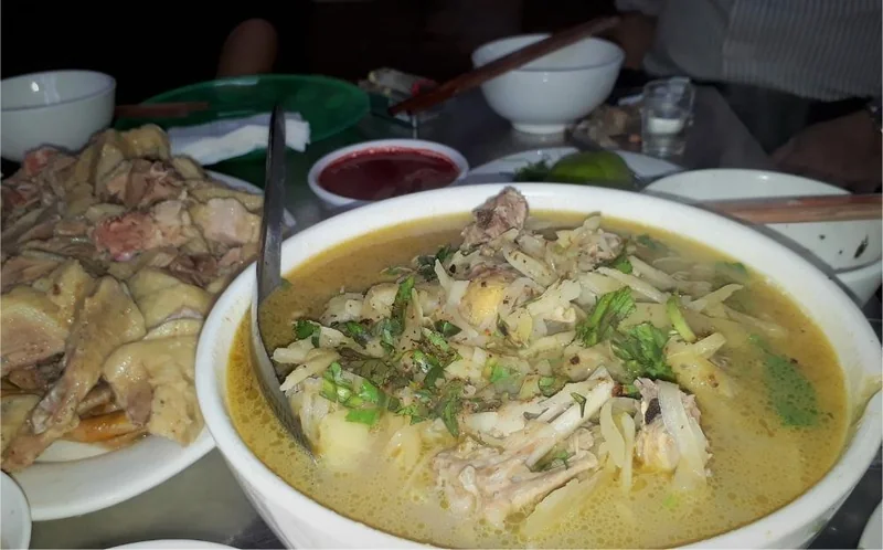 Vịt bầu Lục Yên